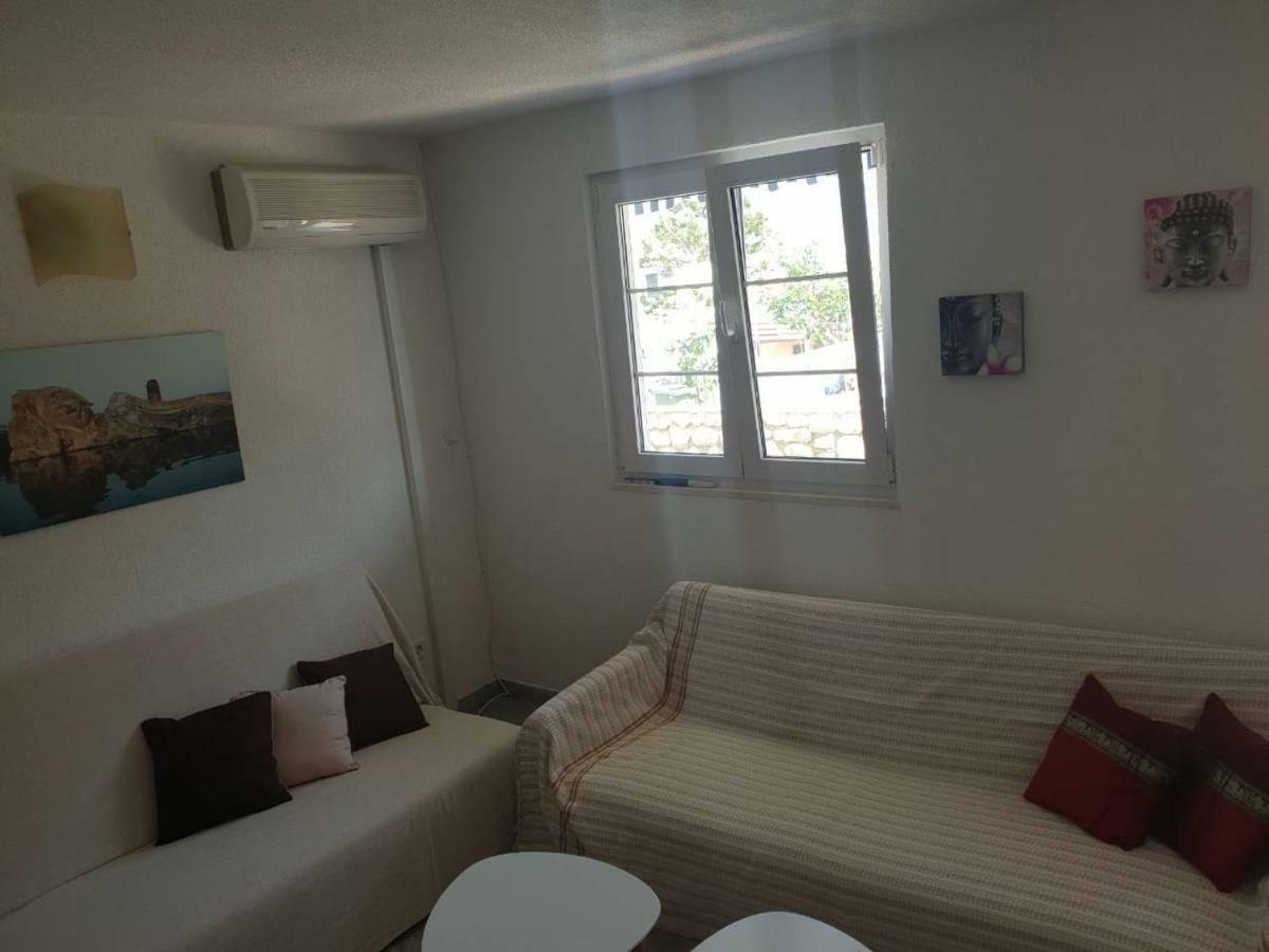 Island Of Pag Holiday Apartments Exterior foto