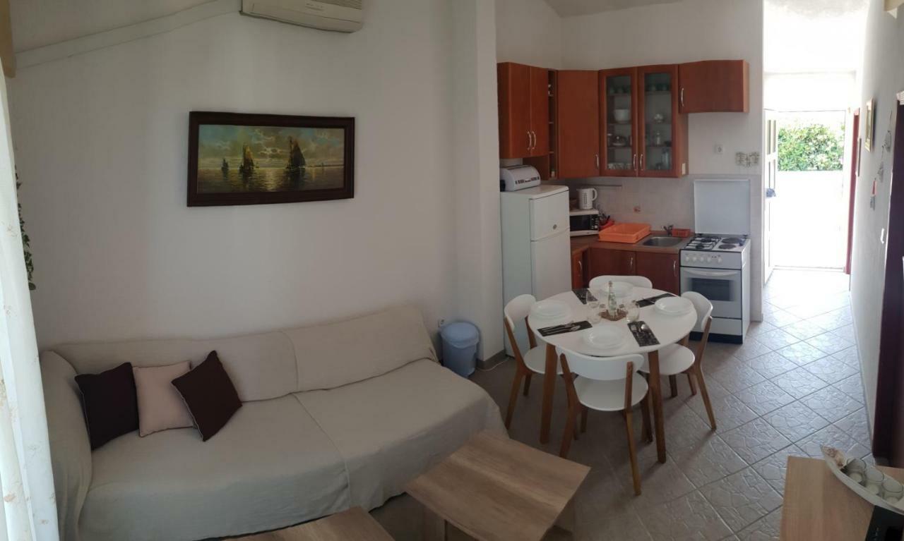 Island Of Pag Holiday Apartments Exterior foto